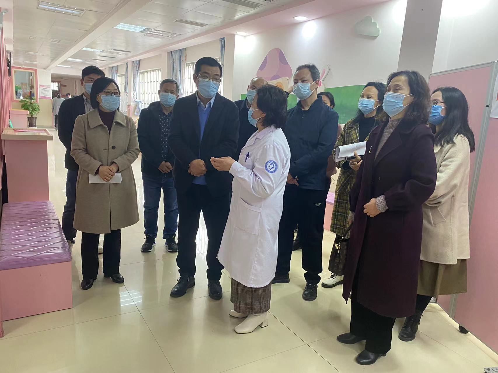 湖(hú)北省精神卫生项目办来我院调研精神卫生项目